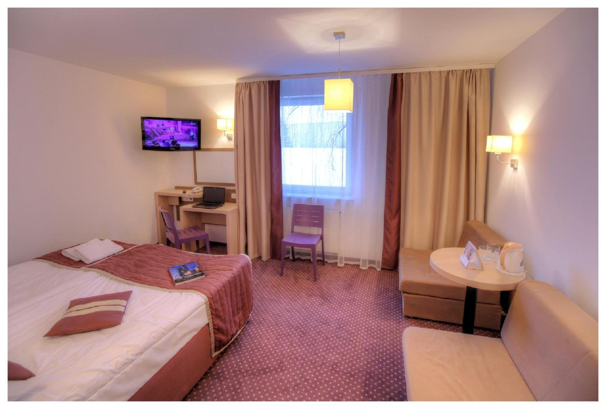 Arche Hotel Siedlce Phòng bức ảnh