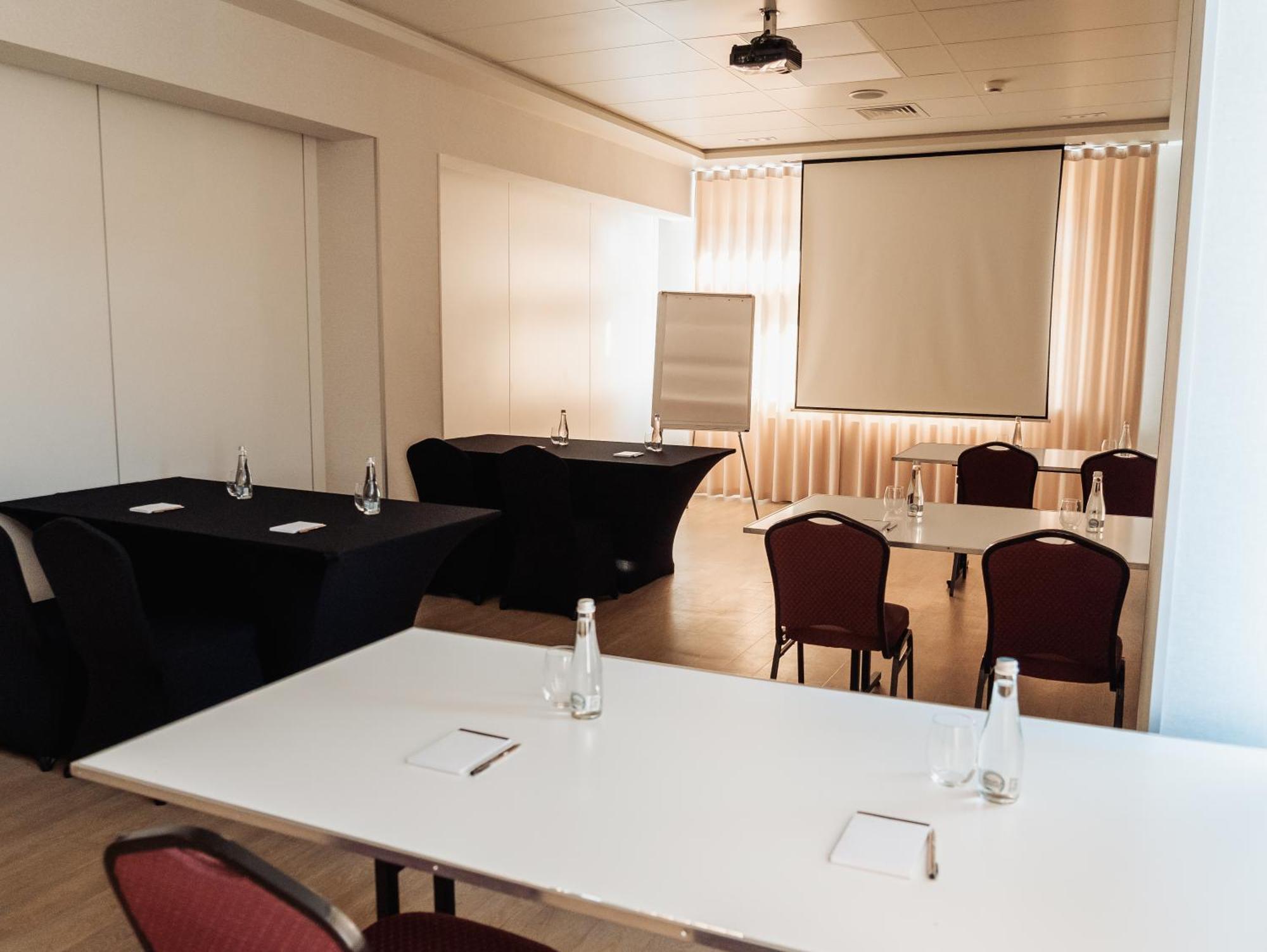 Arche Hotel Siedlce Ngoại thất bức ảnh