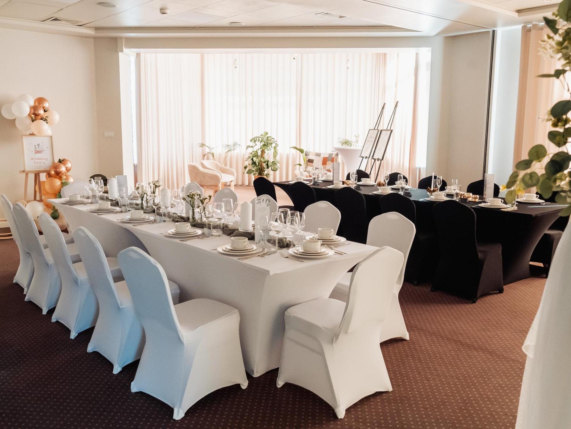 Arche Hotel Siedlce Ngoại thất bức ảnh