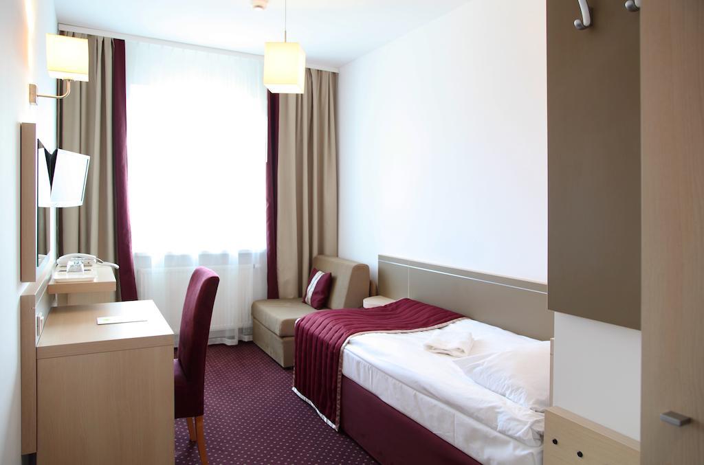 Arche Hotel Siedlce Phòng bức ảnh