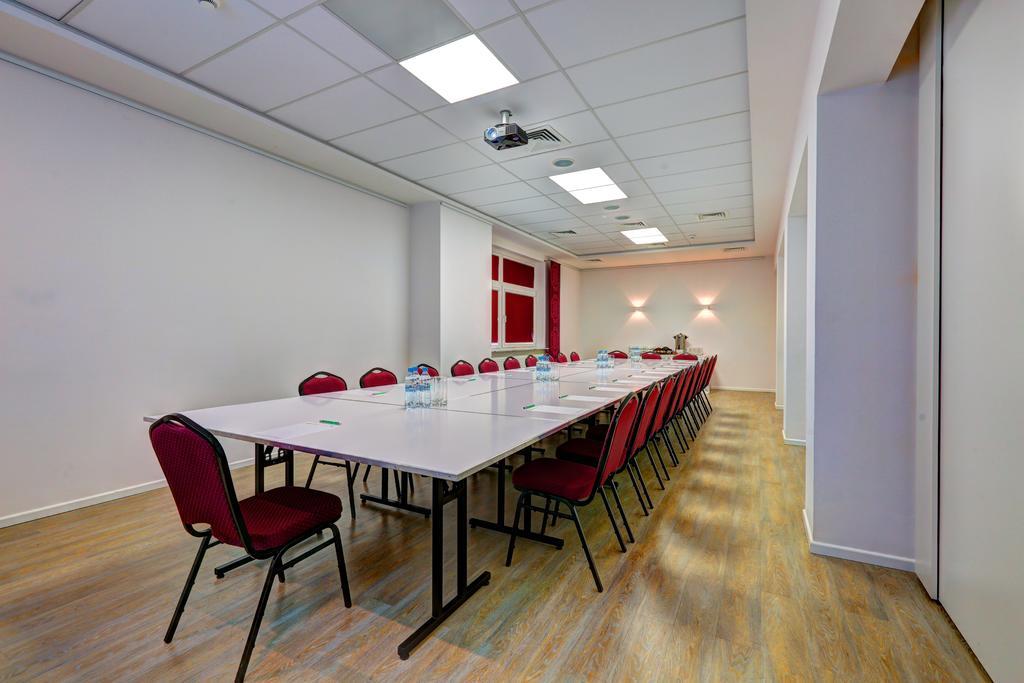 Arche Hotel Siedlce Ngoại thất bức ảnh
