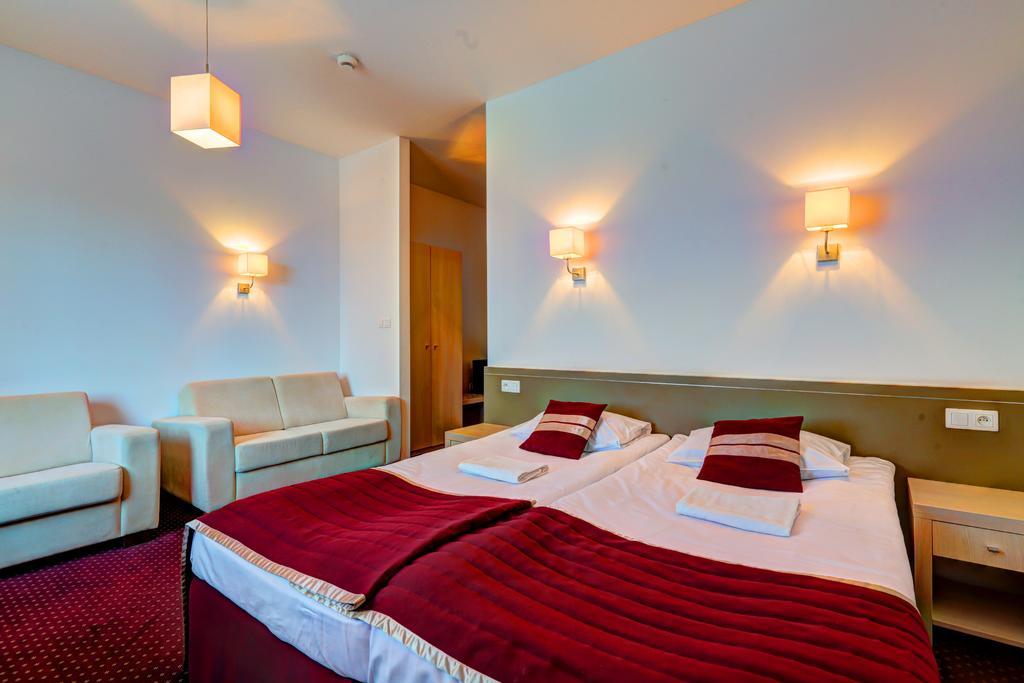 Arche Hotel Siedlce Ngoại thất bức ảnh