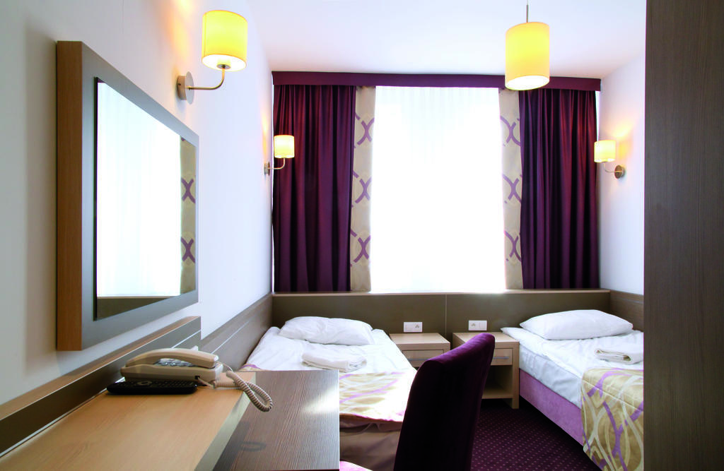 Arche Hotel Siedlce Phòng bức ảnh