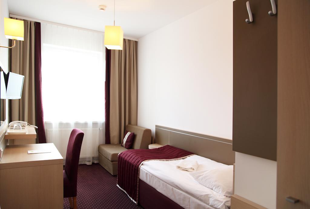 Arche Hotel Siedlce Phòng bức ảnh